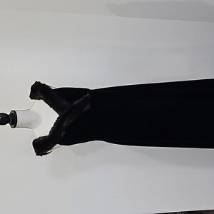 Cachet Maxi  formal Evening velvet Black dress Size 14